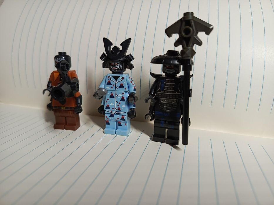 Lego фігурки всі оригінальні