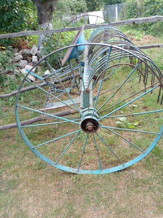 Продам грабачку кіну в робочому стані