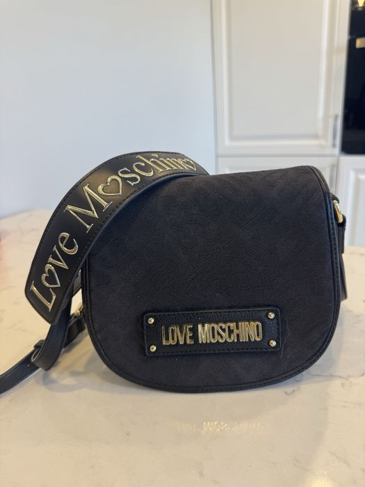 Сумка чорна love moschino