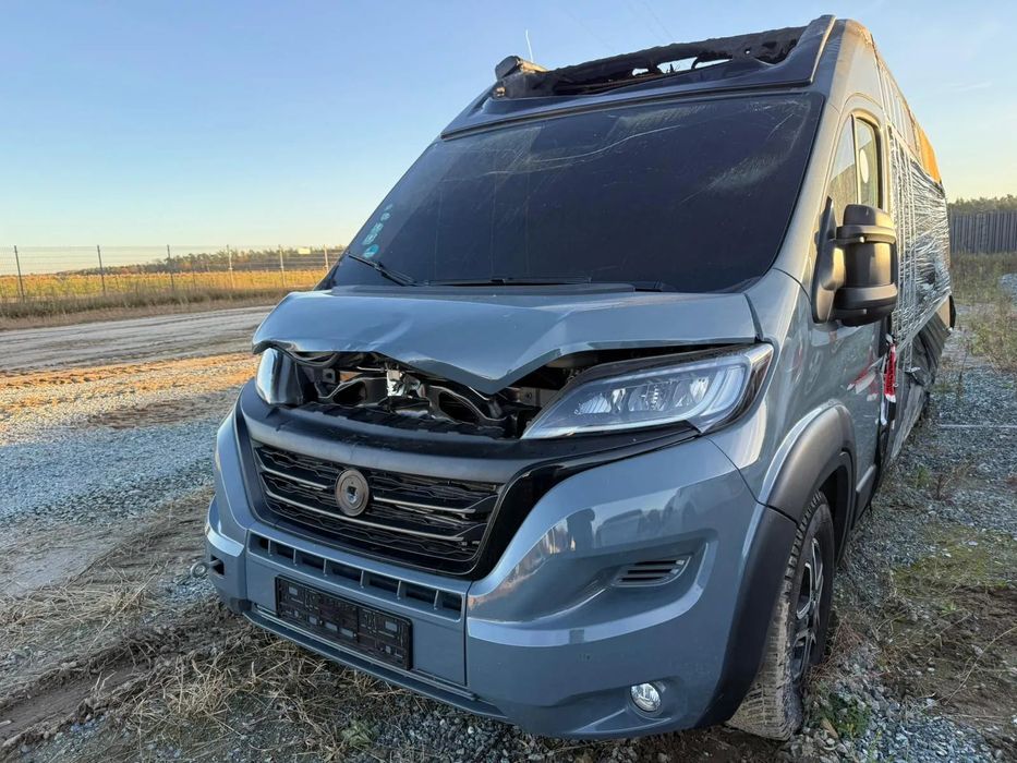 Eura Mobil van V595HB