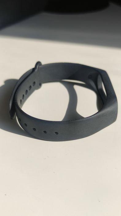 Opaska do MiBand 4 - gładka, klasyczna, kolor czarny -  NOWA