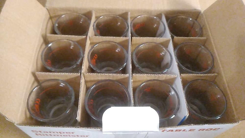 Продаж рюмок оригінальних