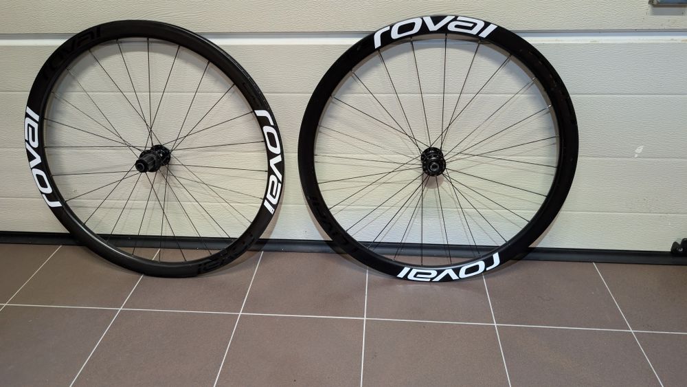 Koła karbonowe roval c38