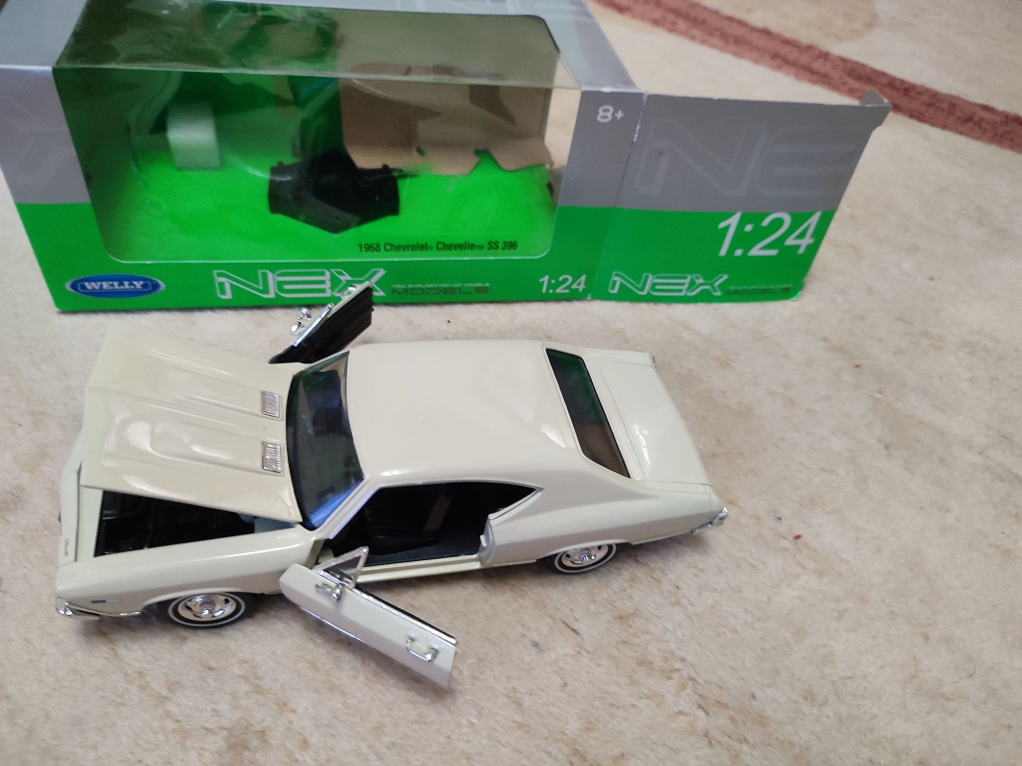 Модель автомобіля Chevrolet 1968 1:24