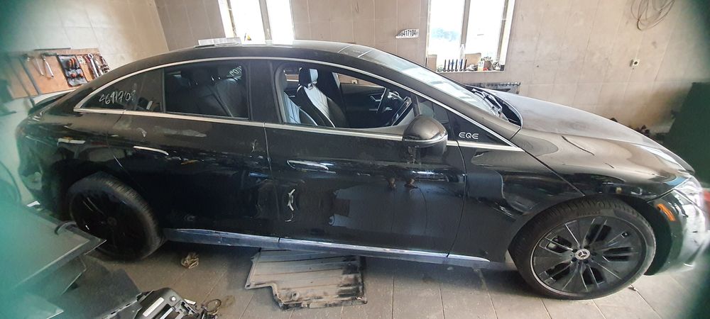 Розборка Mercedes EQE 500 2023