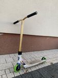 Hulajnoga wyczynowa prawie nieużywana