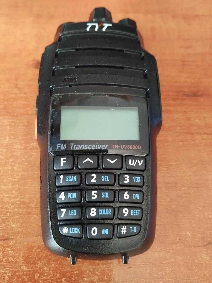 Переносная радиостанция TH-UV8000D