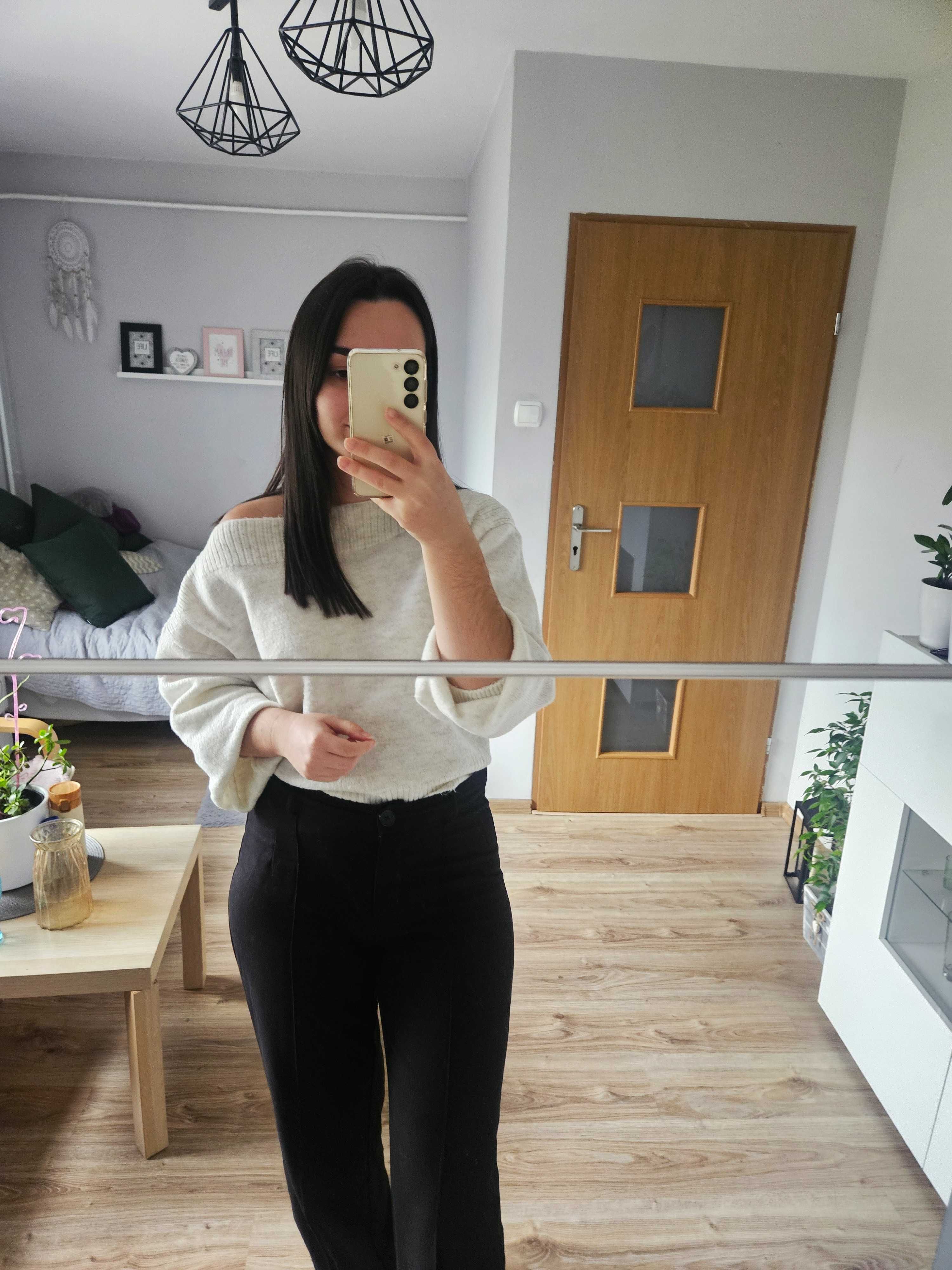 Sweter luźny melanżowy biały kremowy okryte ramiona łódka oversize M L