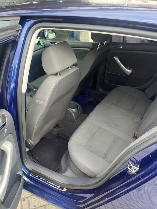 Volkswagen Golf 5 1.4 MPI