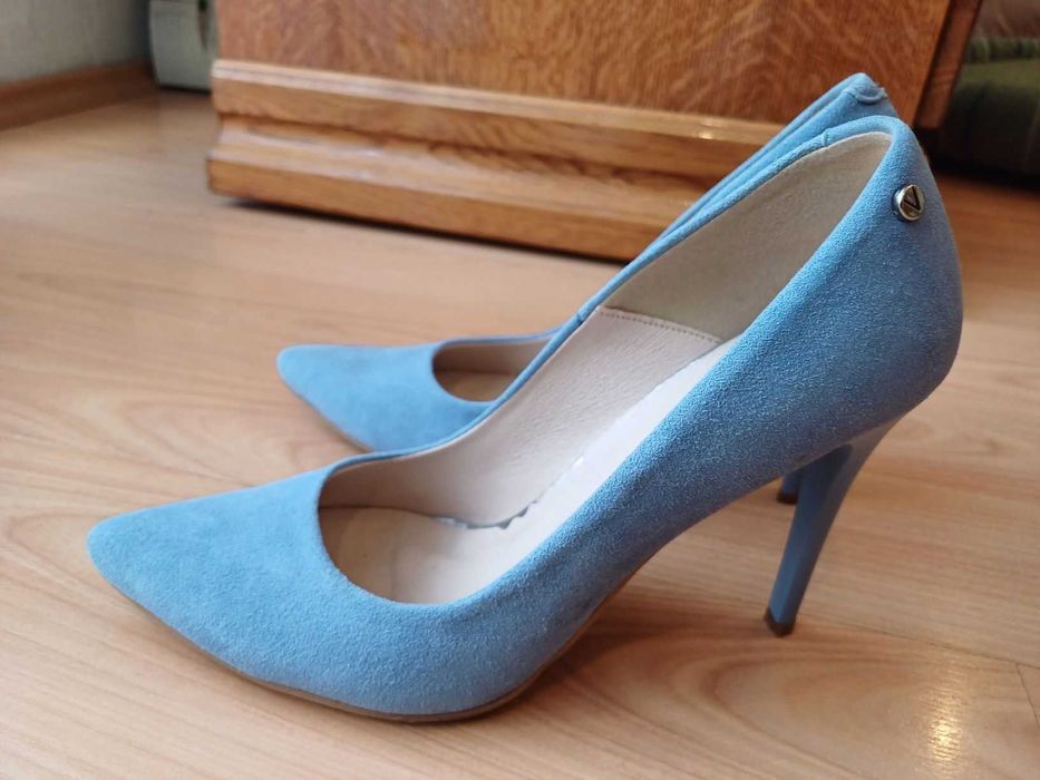 Zamszowe czółenka VENECIA szpilki ze skóry niebieskie 39