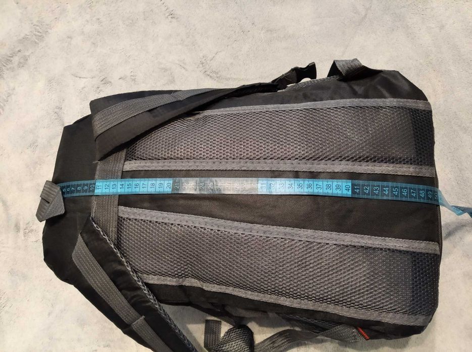 Nowy plecak turystyczny trekkingowy 30 l.