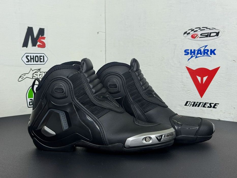 Мотоботи Dainese, Alpinestars Dyno D1