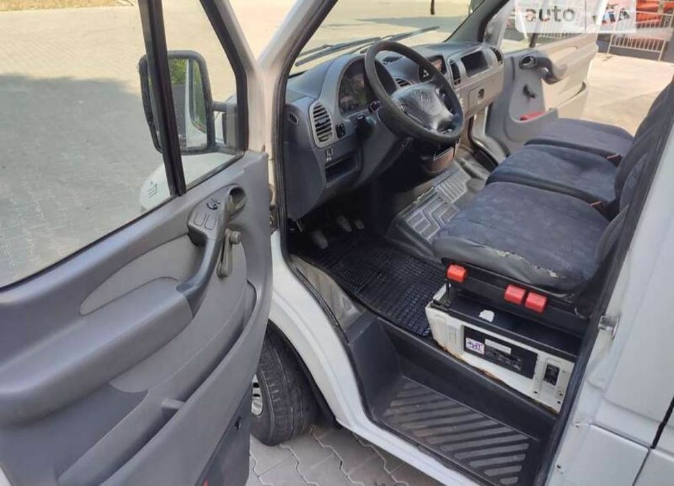 Sprinter 313 2.2 2002 є Вебасто