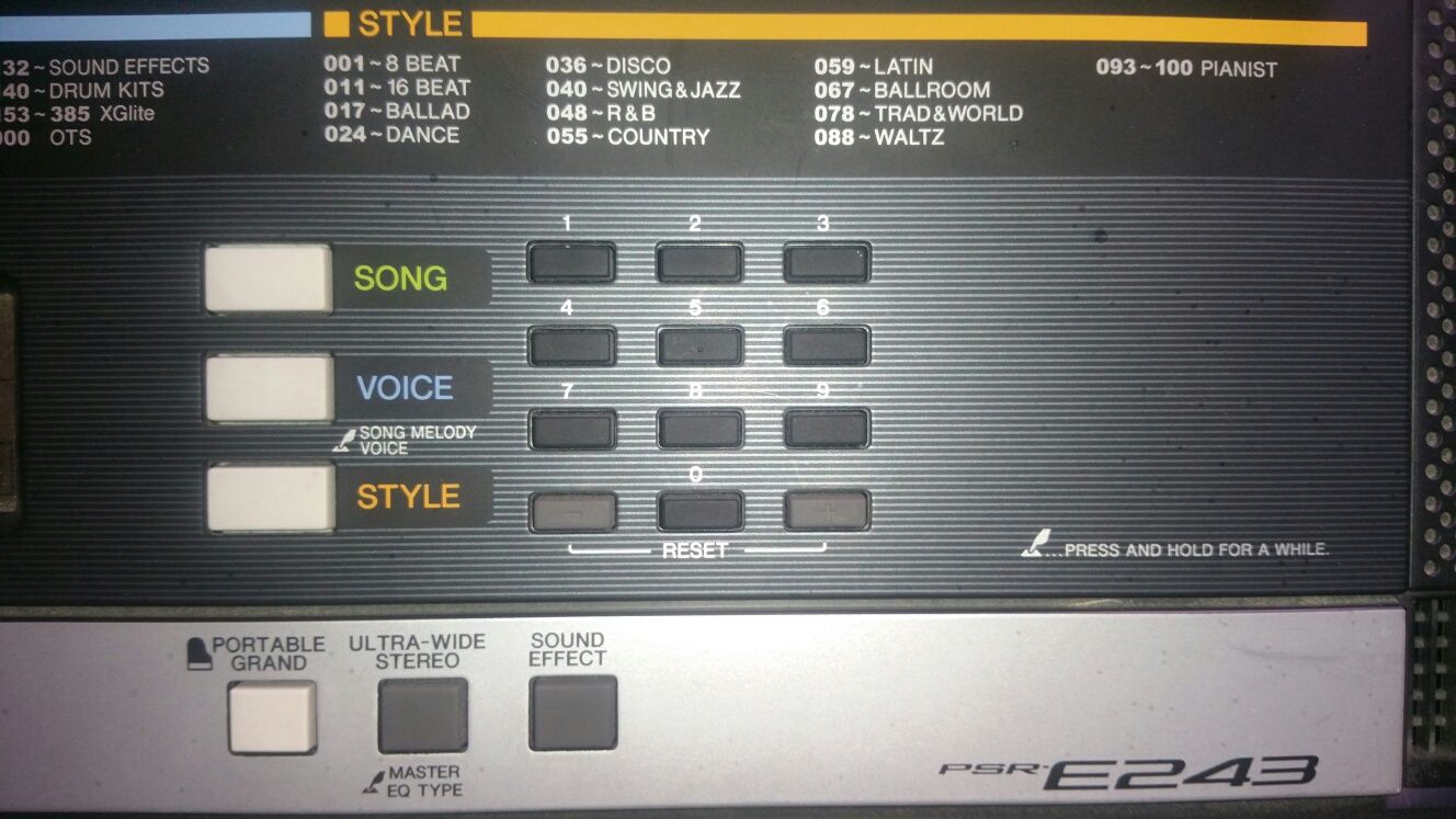 Teclado SOLTON BY KETRON - MS 5 + Yamaha E 243 -Amplificador beringher