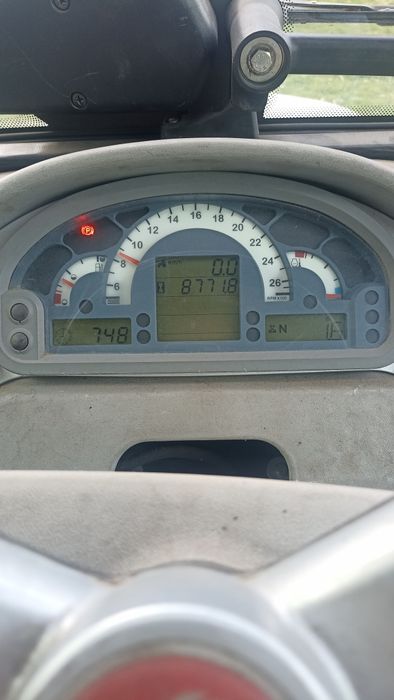 Hurliman XB MAX 100 - Cabinado