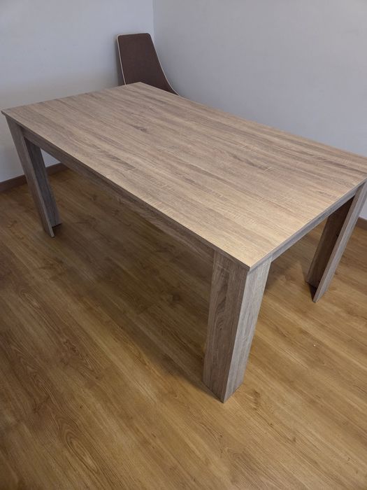 Conjunto Mesa de jantar e 4 cadeiras