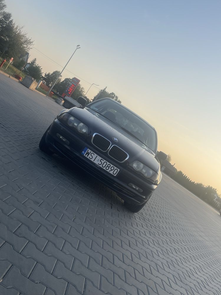 BMW e46 323 2.5 benzyna