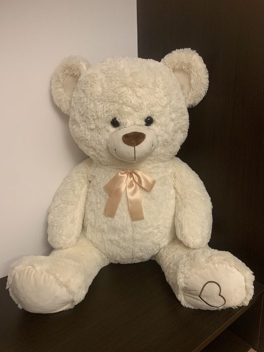 М'які іграшки ведмедик.