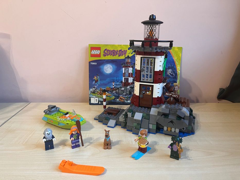 Kompletne LEGO Scooby-Doo 75903 – Nawiedzona Latarnia