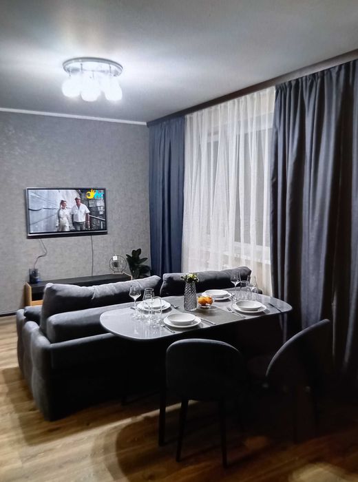 Посуточно Почасово ТЦ Украина Краща локація даємо чекі