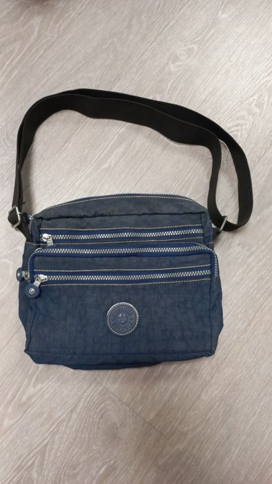 Сумка через плече Kipling