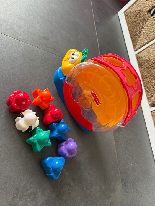 Іграшка - сортер Fischer Price “Равлик»