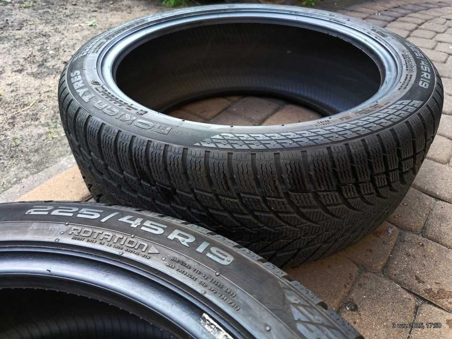 225/45R19 96V Extra 2Opon NOKIAN TYRES WR SnowProof P M+S 11.2021r~8mm
