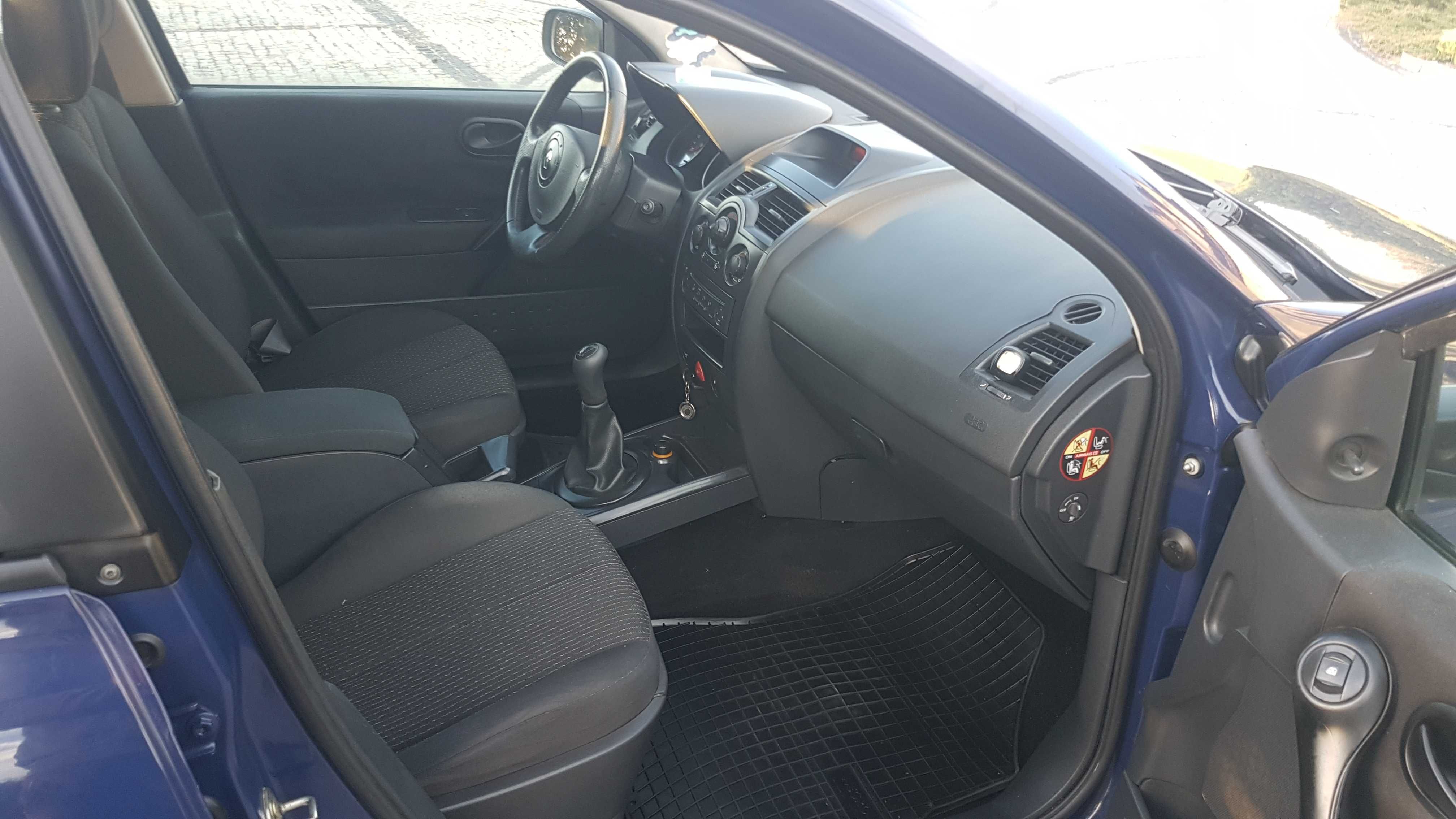 Renault megane 1.4 klima 5 drzwi ladny niski przebieg 3x iso fix