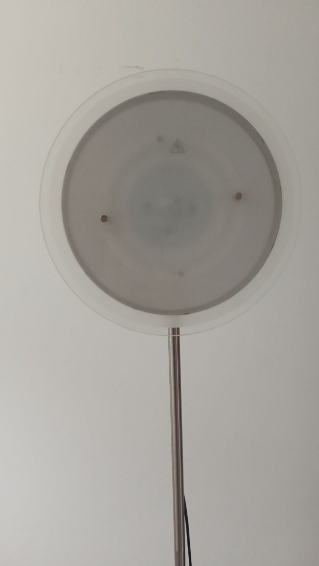 Lampa stojąca srebrna