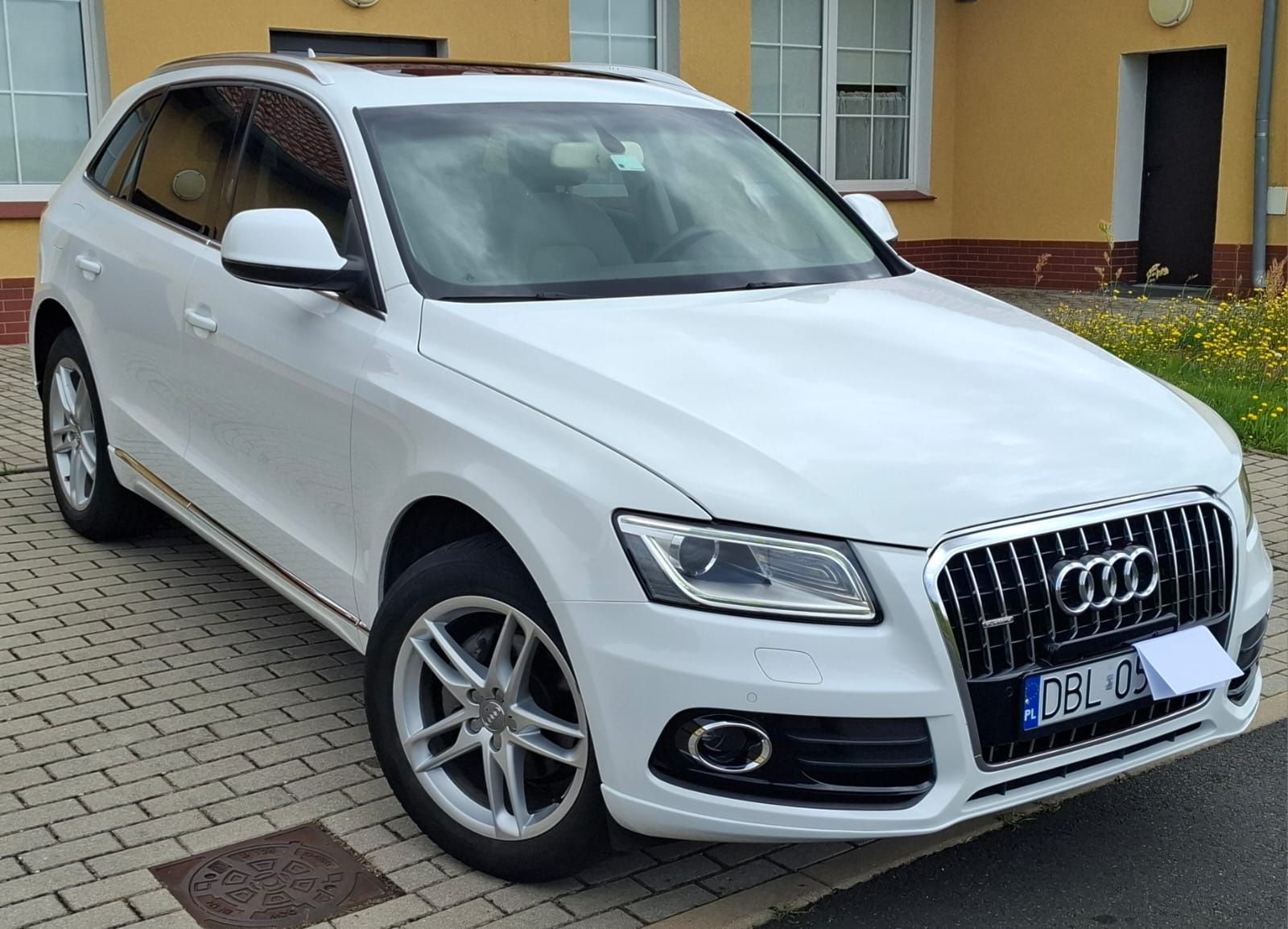 Audi Q5 ładna ..