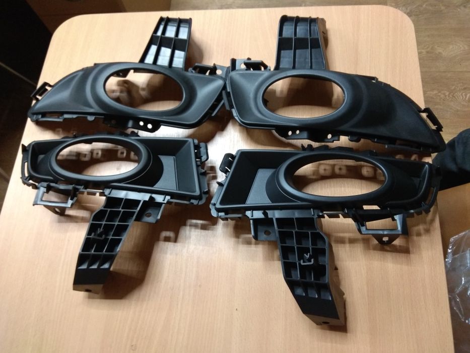 Рамка туманки Мазда 3 ВК 2003-2008 седан/хэтчбек