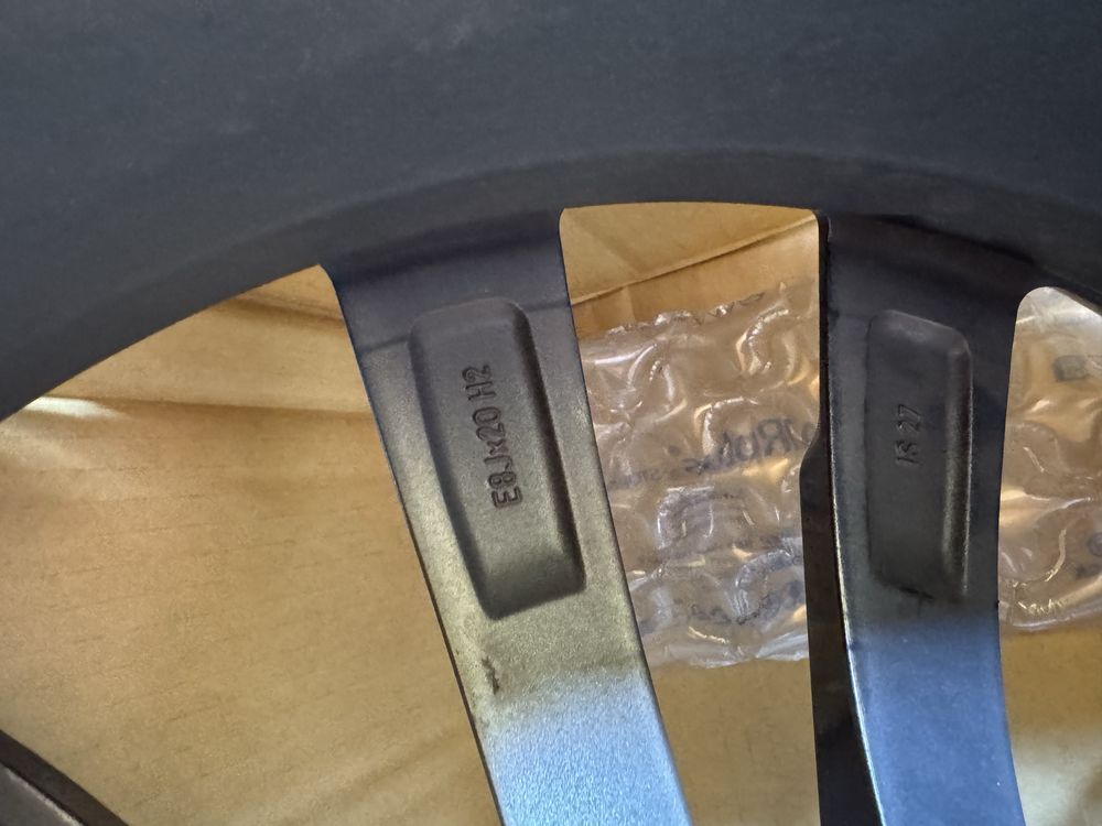 Felga przednia BMW x3 x4 g01 g02 m pakiet 699M 8.0 x 20 5x112 ET27