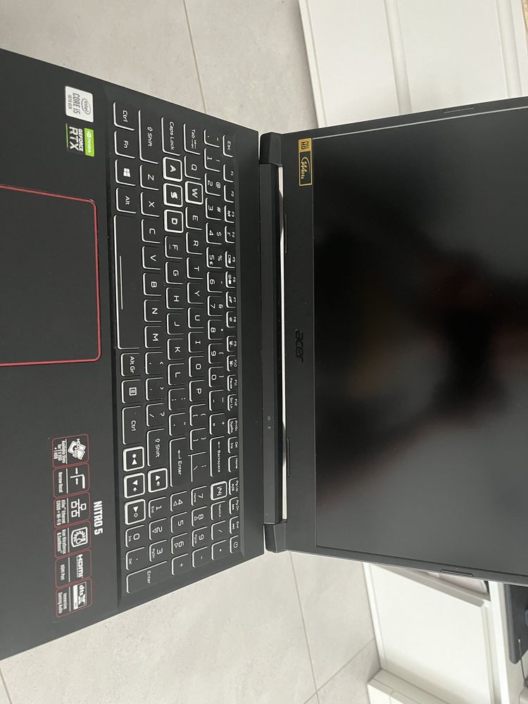 Acer Nitro 5 i5 10th gen Rtx 2060