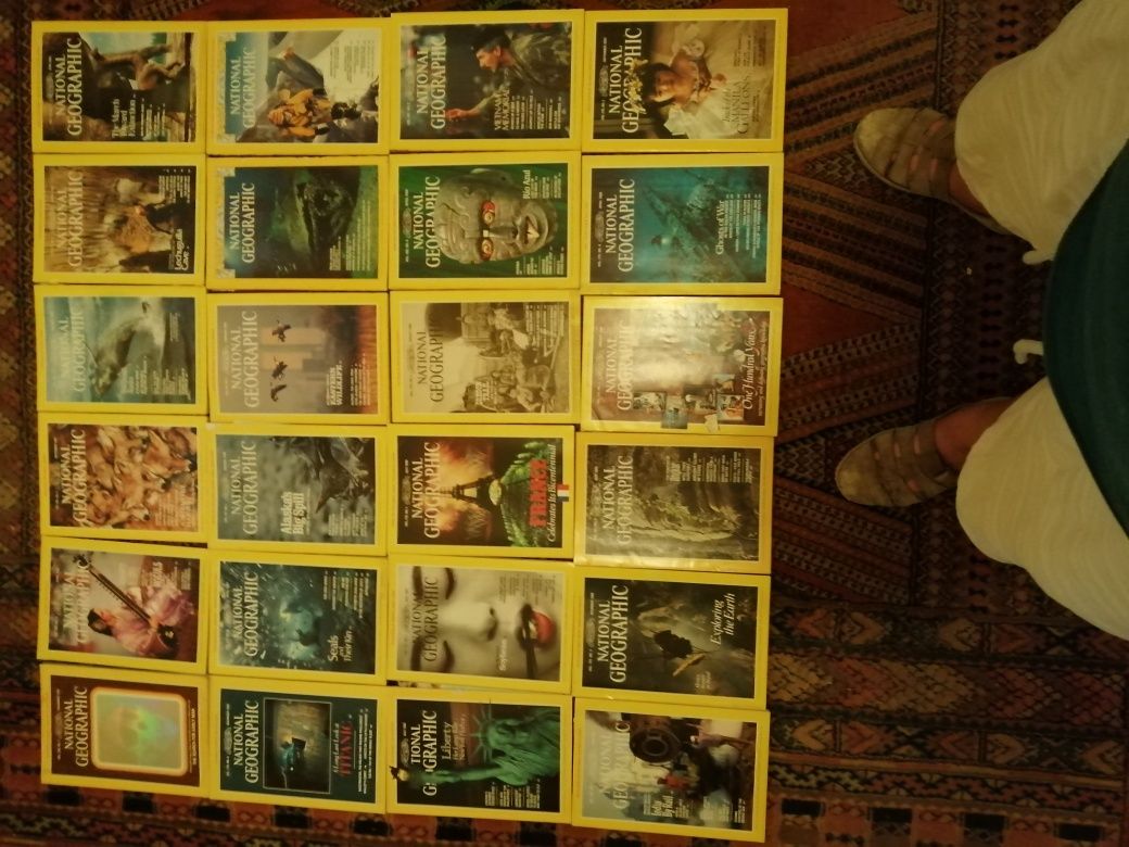 Vendo mapas da National Geographic