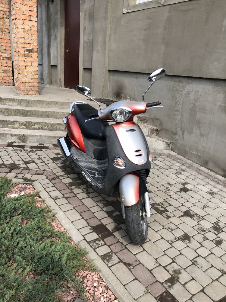 Скутер Kymco Yup50