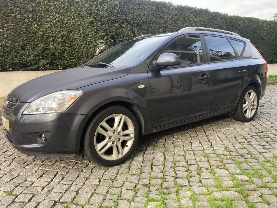 Kia Ceed SW 1.6 Crdi com 1 REGISTO em excelente estado.
