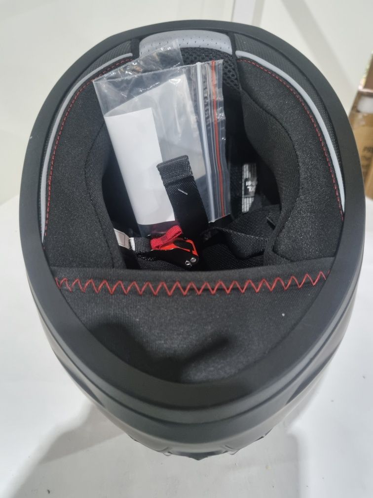 Kask motocyklowy Mocoerl XL