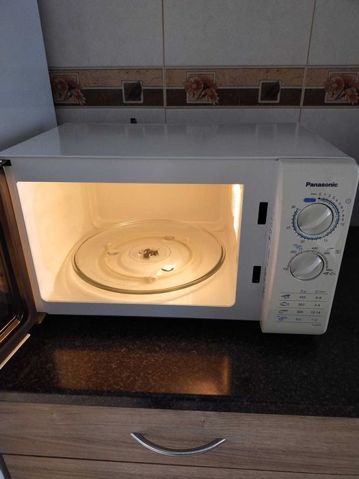 Microondas Panasonic NN-M537W