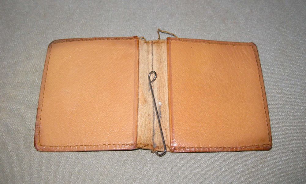Carteira em Pele Vintage para Notas
