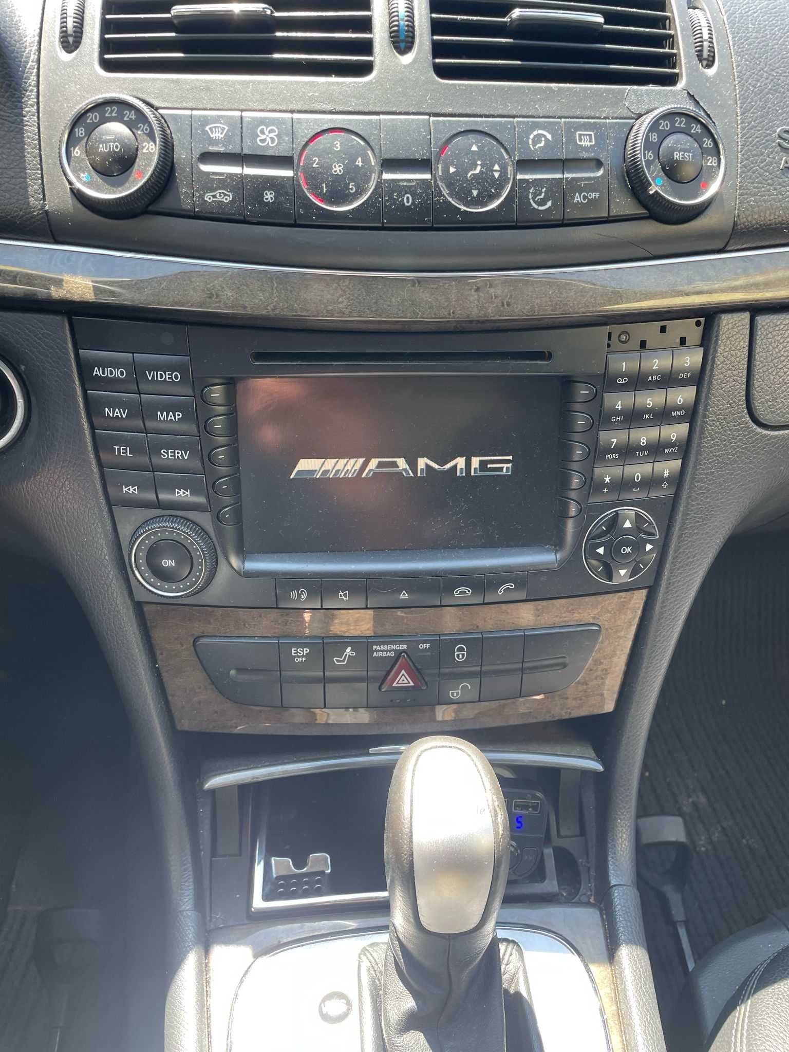Mercedes E270 2.7 CDI R6 Avangarde automat klima