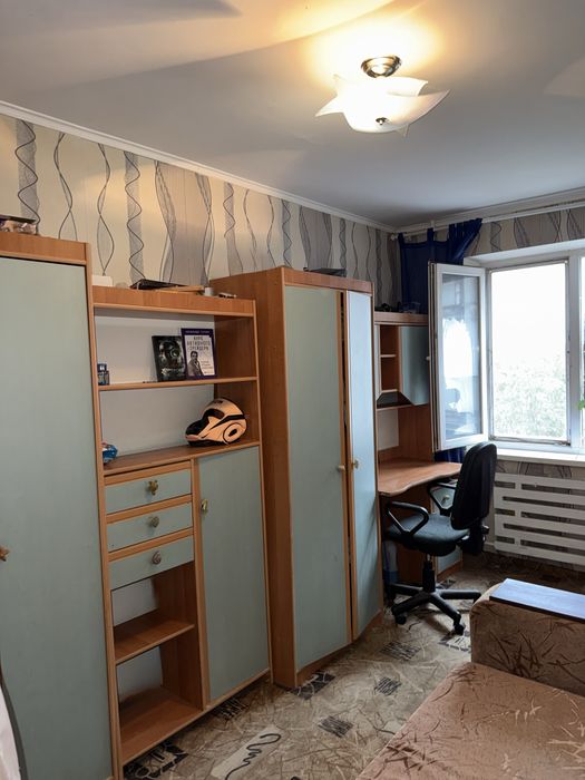 Продам квартиру на Победе 2-х комнатную