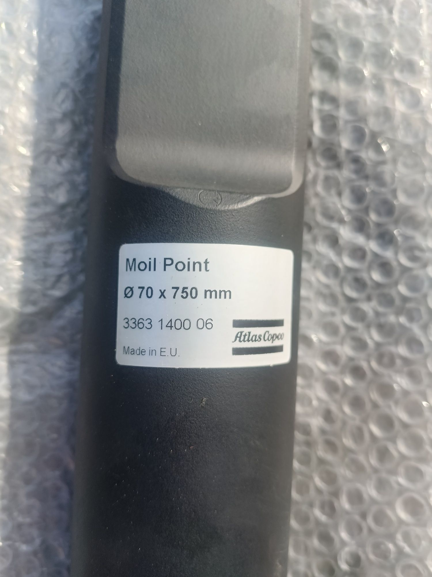 Grot do młota atlas copco na koparkę, średnica 70mm długość 750 mm