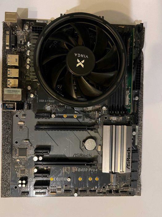 Комплект материнська плата B450 PRO4 ASROCK з процесором та RAM 4 ГБ