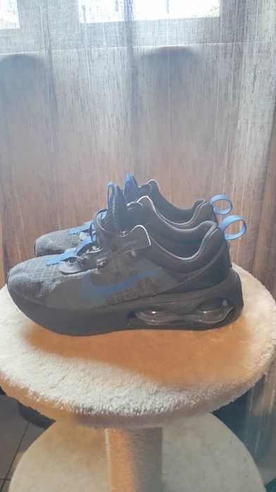 Nike Air Max GS grade school 36,5