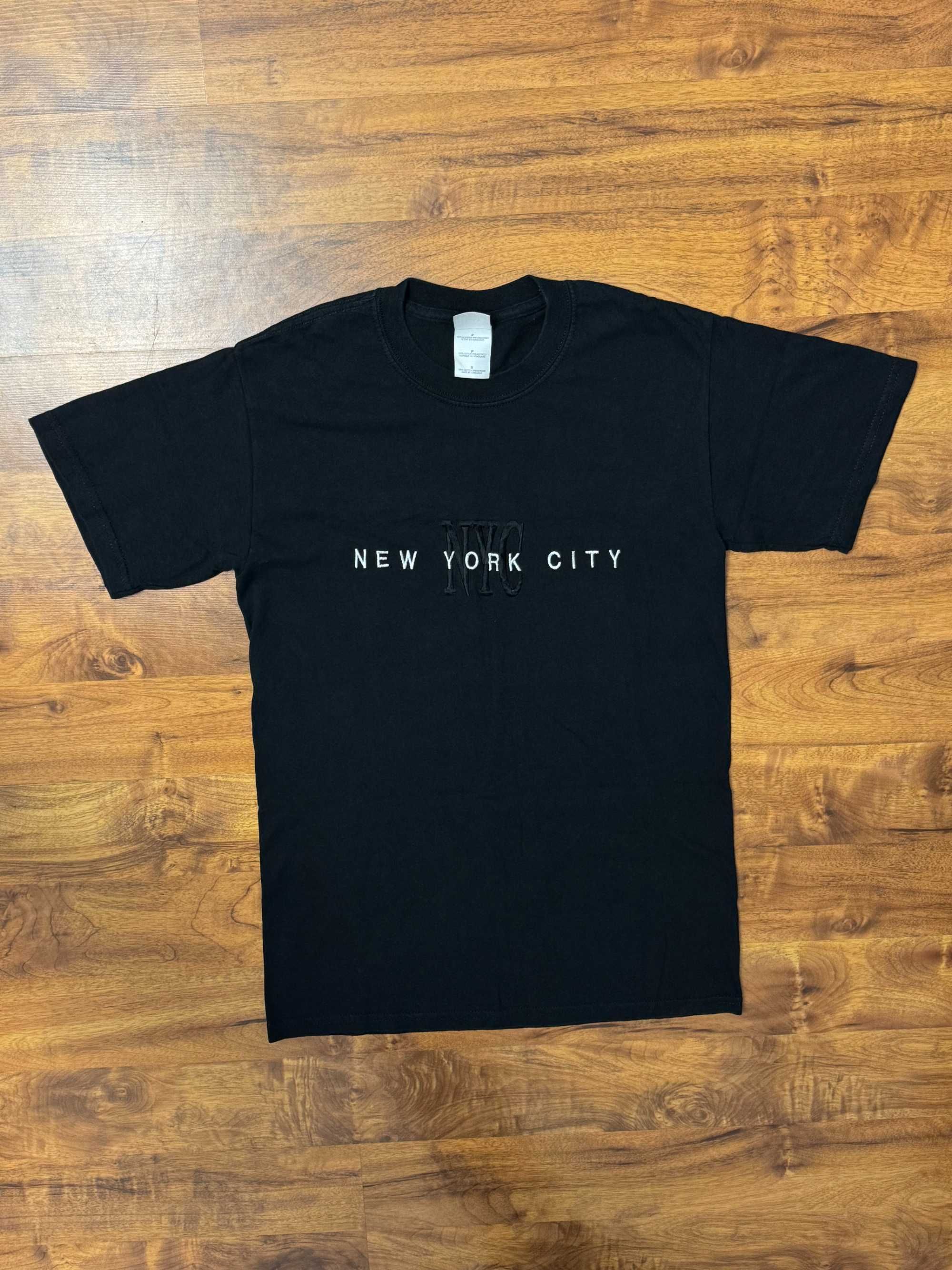Bawełniana koszulka czarna tshirt New York City Gildan Ultra Cotton S