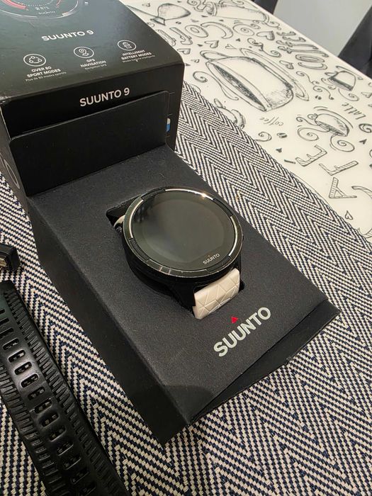 Smartwatch Suunto 9 Baro Black