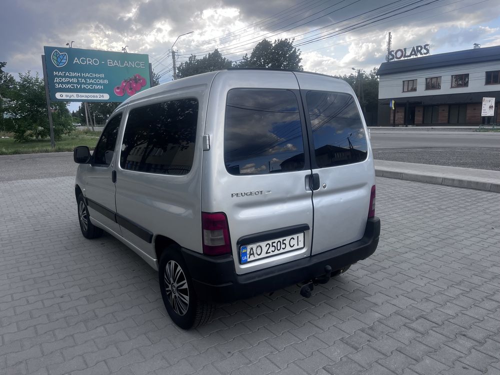Продам Пежо Партнер 1.6 дізель