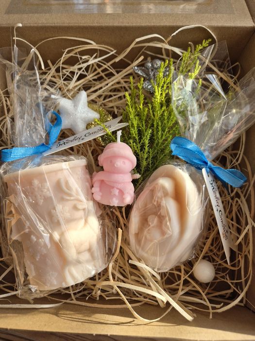 Swiece sojowe recznie robione