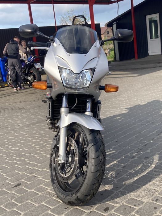 Honda hornet cb600f