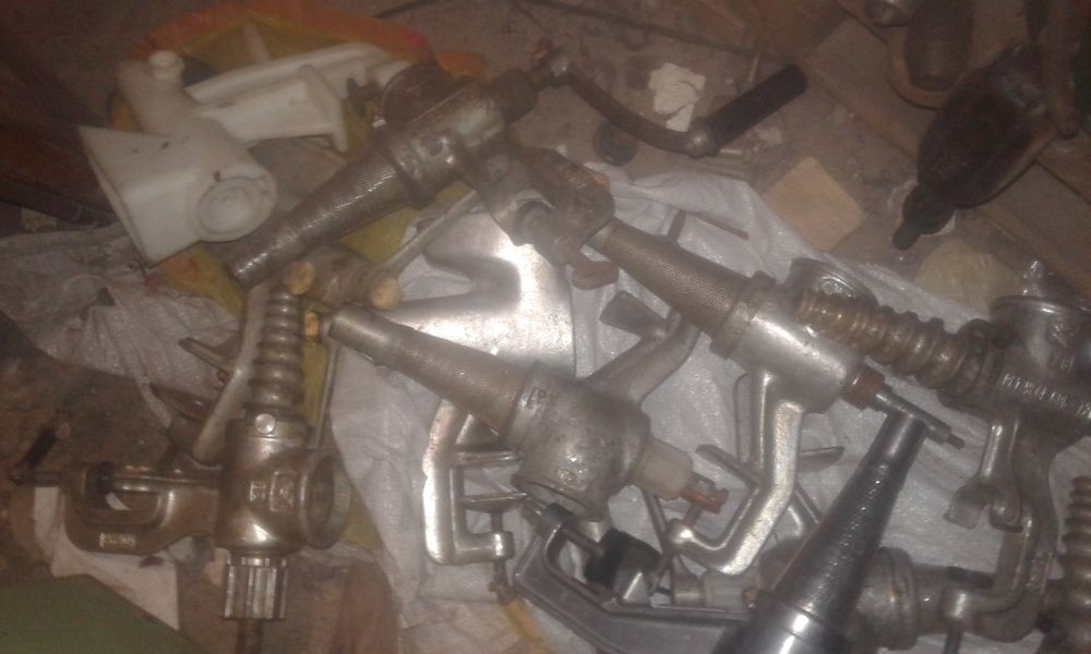 Соковыжималки ручные  СТРУМОК чугунные. СССР. Самовывоз с г. Черкасс